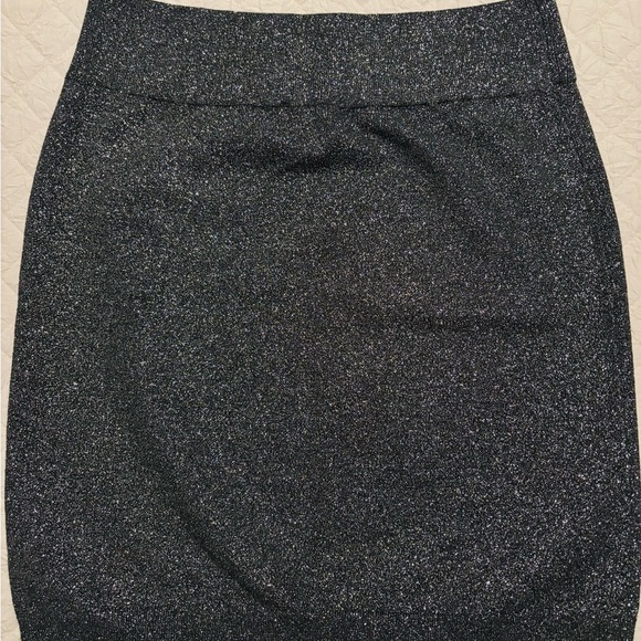Express Metallic Black Mini Skirt - Picture 1 of 8
